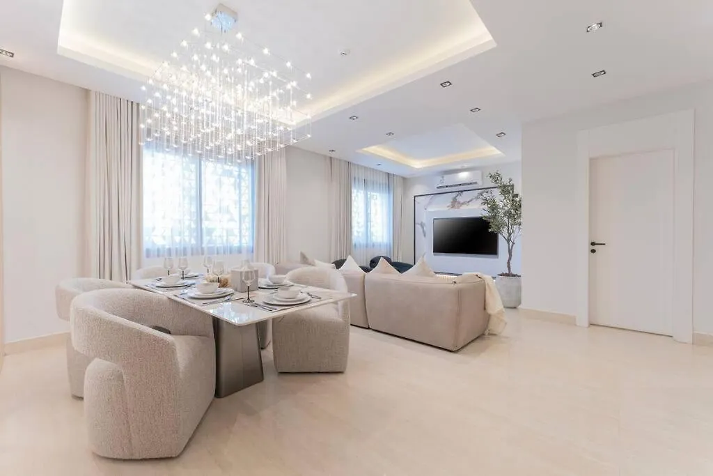 Luxury Almalqa Apartment Riyadh 0*,