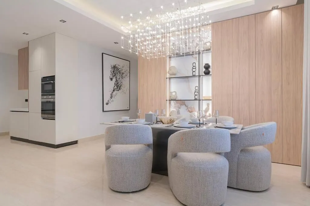 Luxury Almalqa Apartment Riyadh